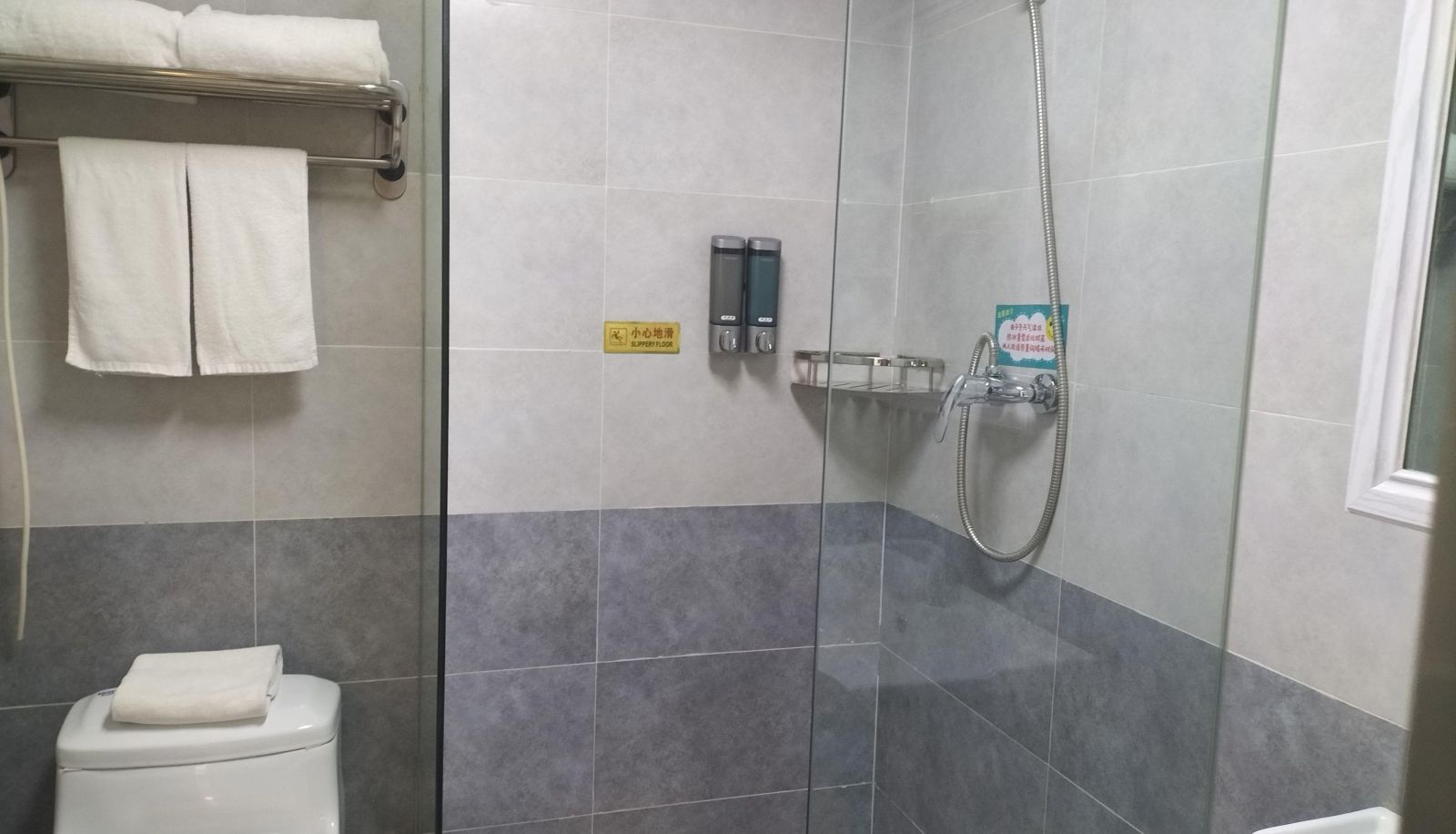 Business-kamer - Home Inn - Qingdao Haier Road Shilaoren Seaside resort Affiliated Hospital of Qingyi Pibai Cloud Hotel
