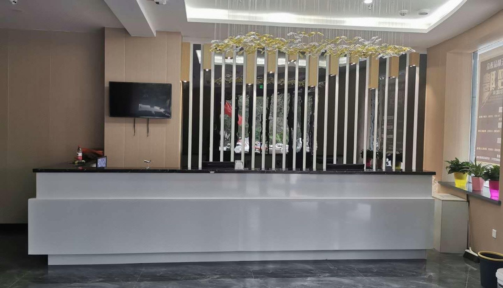 Hotel outdoor area - Shuntian Boutique Hotel