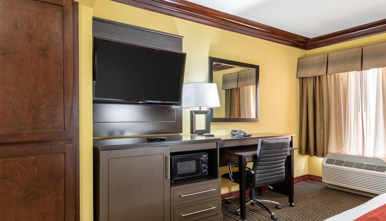 Zimmer - Comfort Suites Lake Jackson Clute