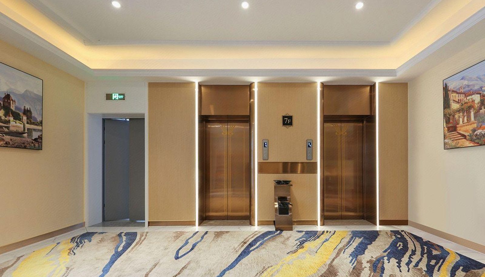 Zewnętrzna część hotelu - Vienna International Hotel (Longchang Jinsha Times Square Store)