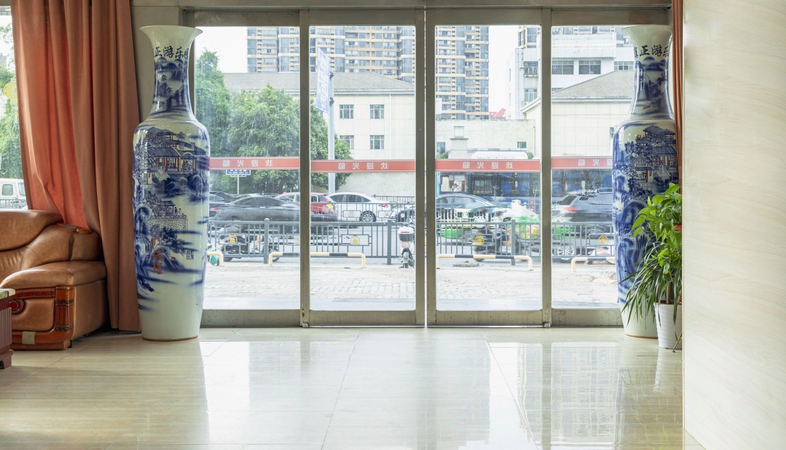 Zona exterior del hotel - Lushan Garden Hotel (Qingshanhu Avenue Subway Station Store)