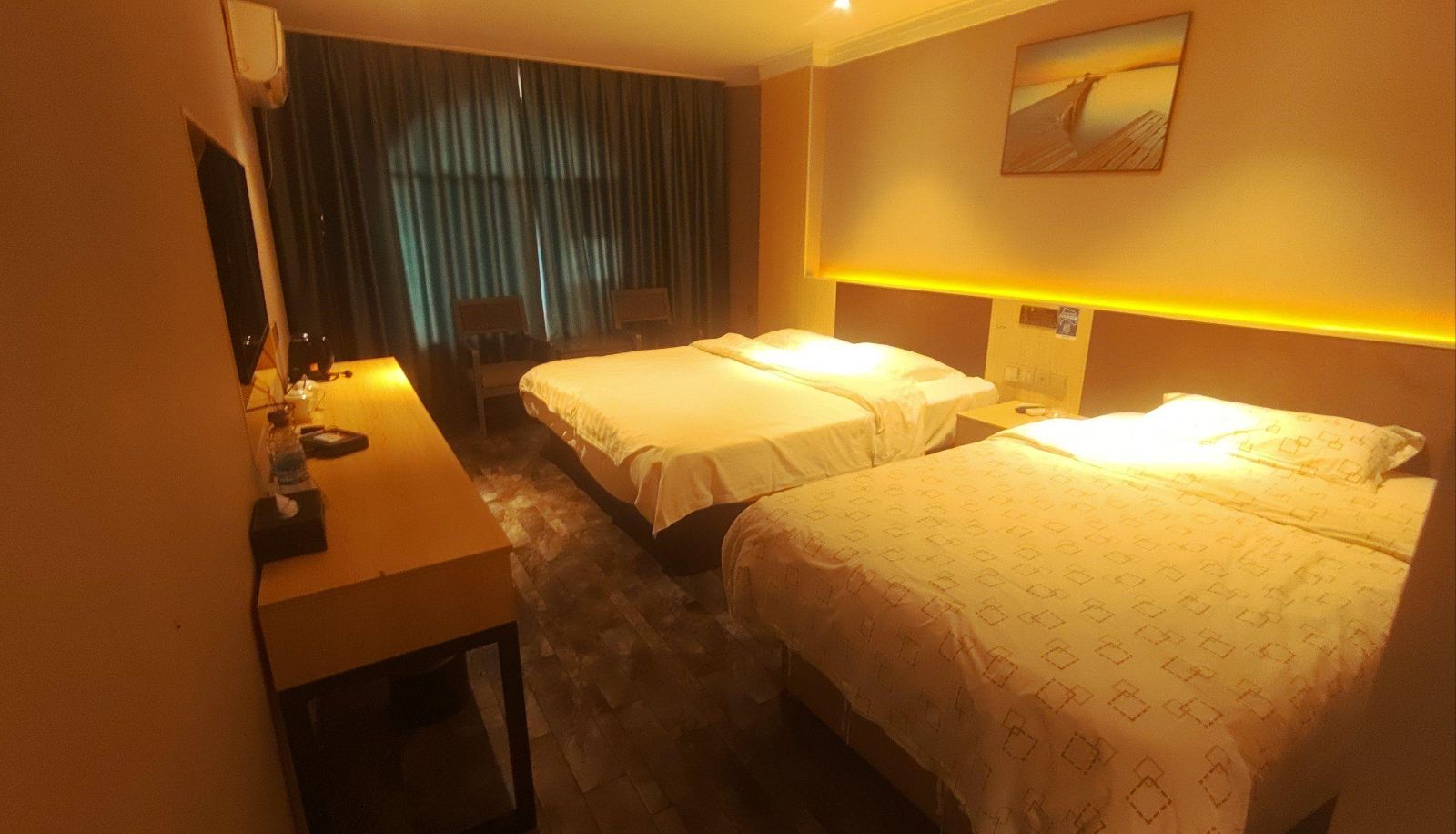 Habitación familiar - Wanyun New Enron Hotel (Mingyue Interchange Terminal Store)