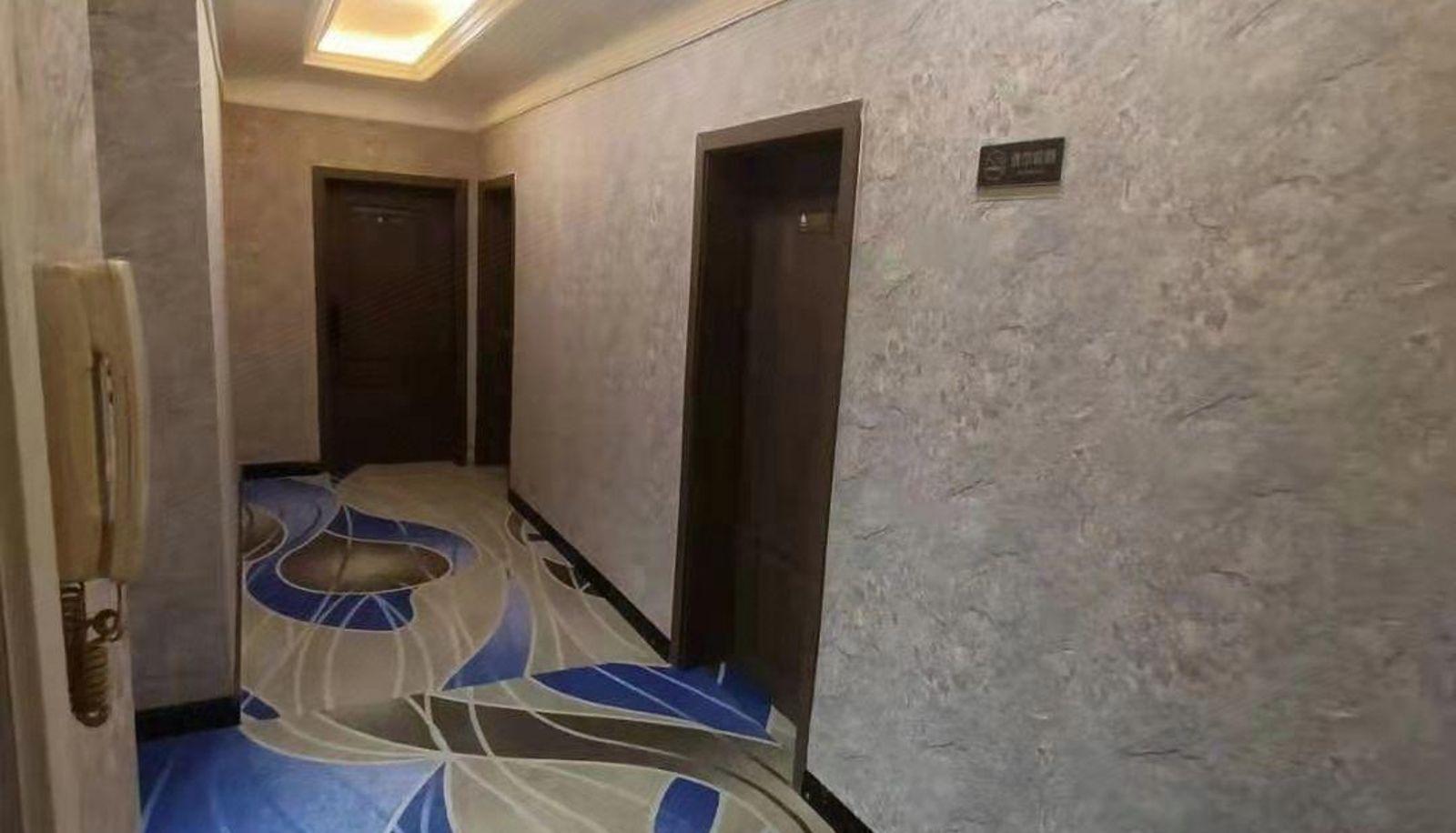 Zewnętrzna część hotelu - Hongjin Hotel