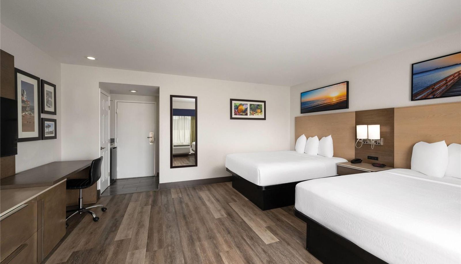 Habitación - Days Inn by Wyndham Monterey Downtown
