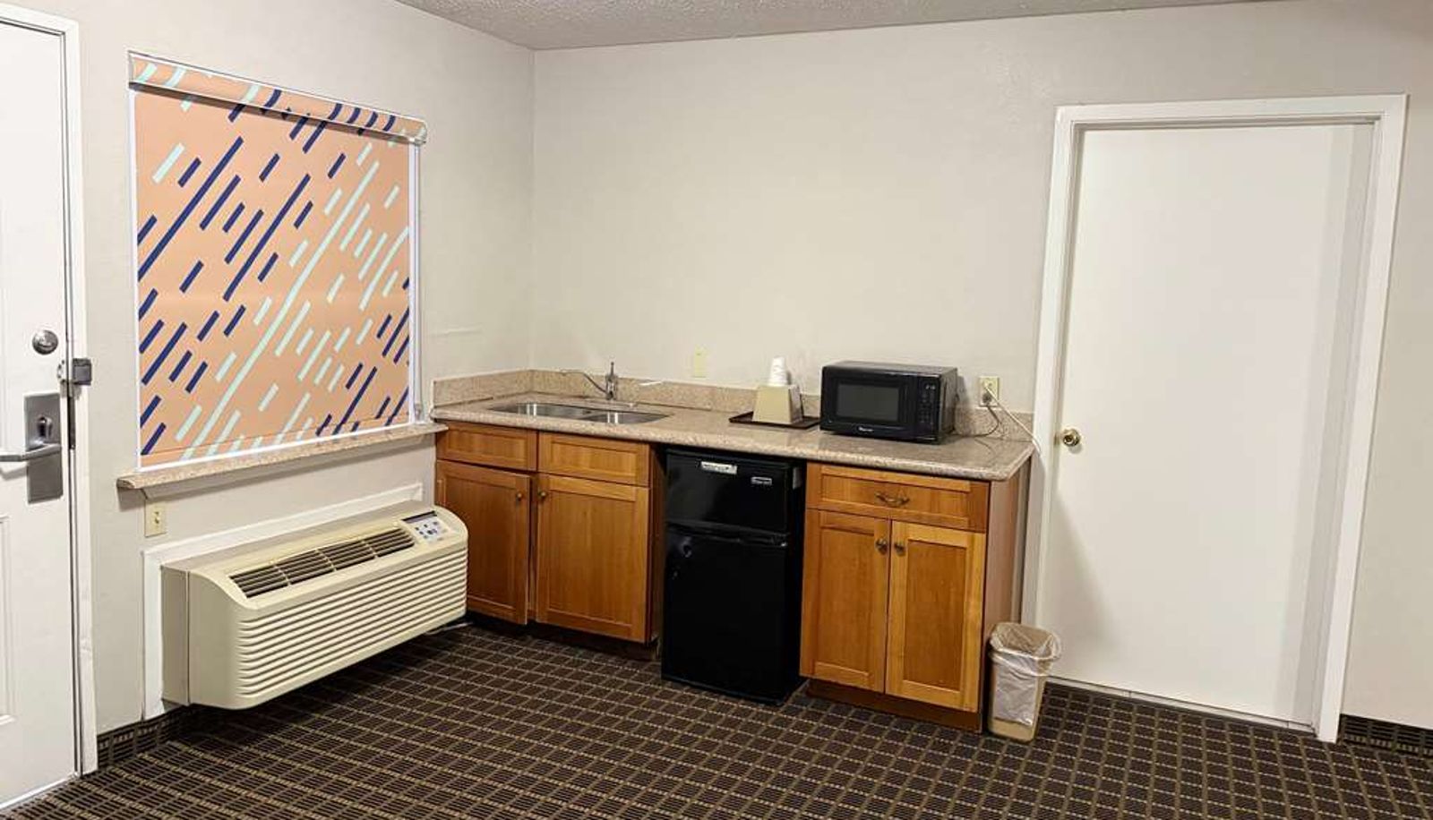 Zimmer - Days Inn by Wyndham Morgan's Wonderland / IH-35 N