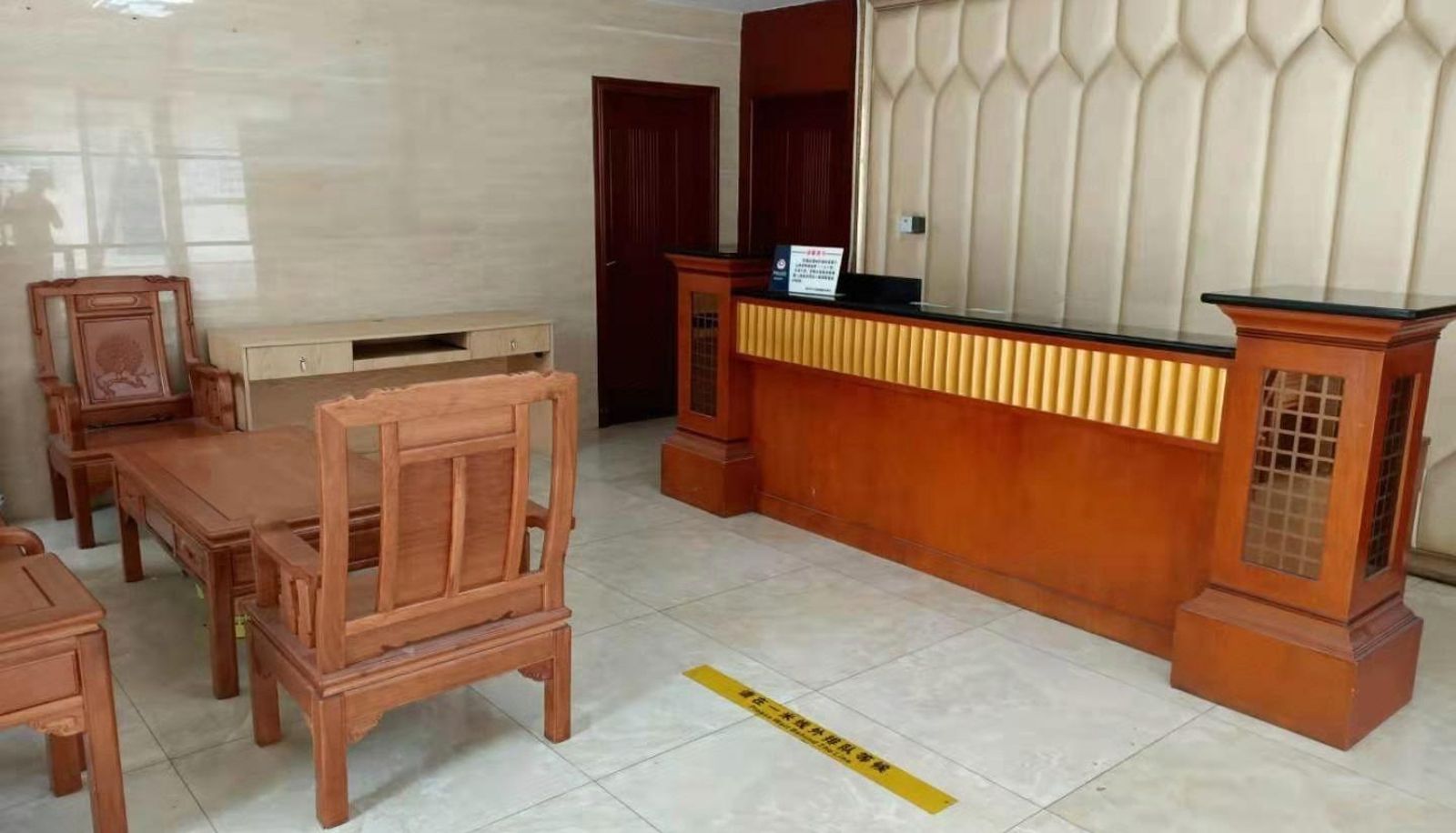 Buitenruimte van het hotel - Yingjia Hotel