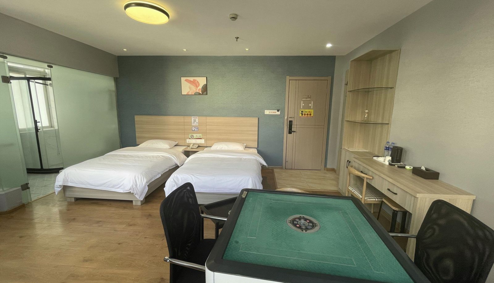 Business-Zimmer - Yibai Liangpin Hotel (Chaohu Wanda Oriental New World Store)