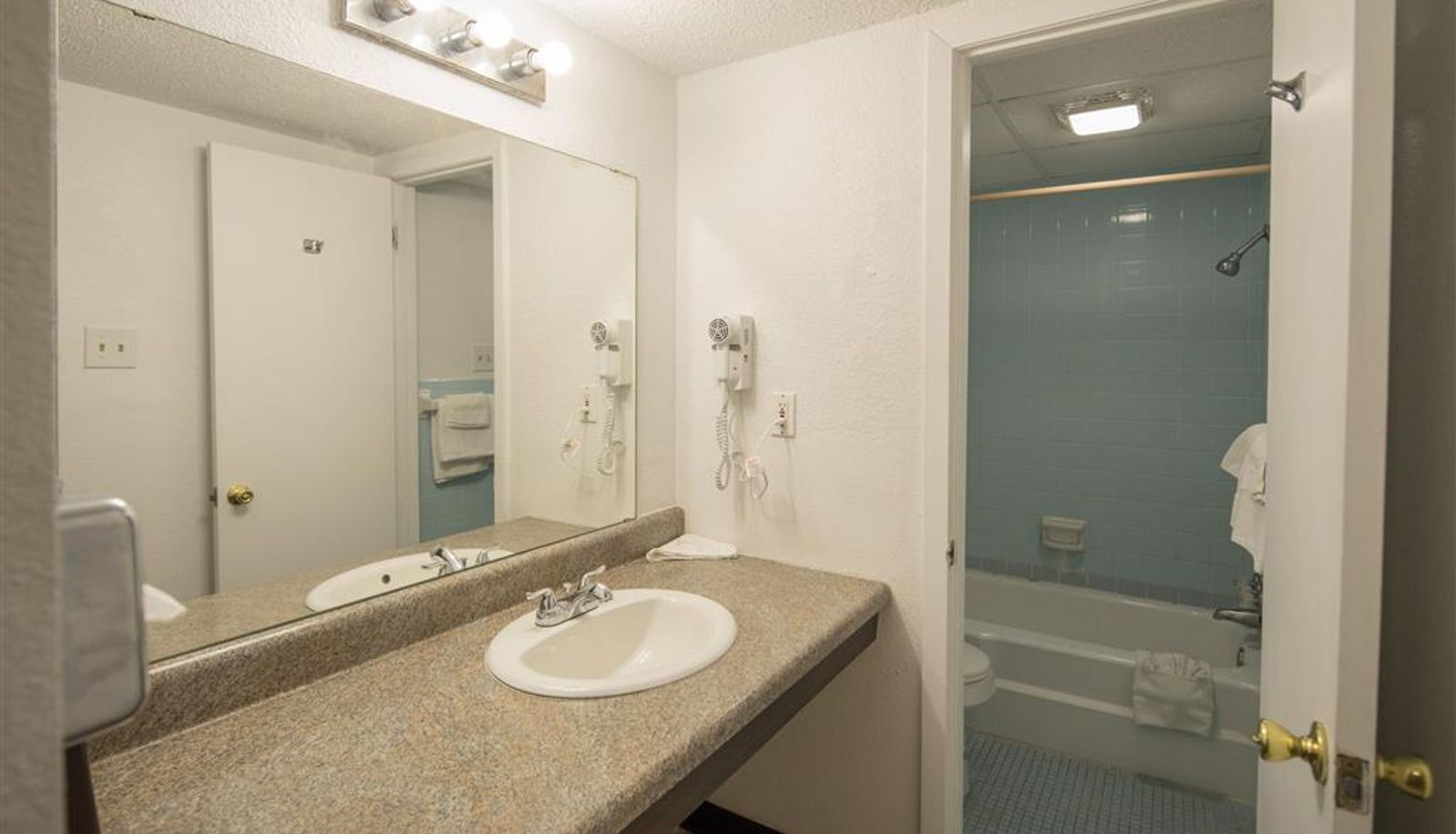 Zimmer - Rodeway Inn Georgetown