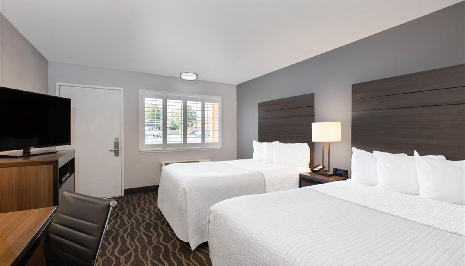 Zimmer - Days Inn by Wyndham Ukiah