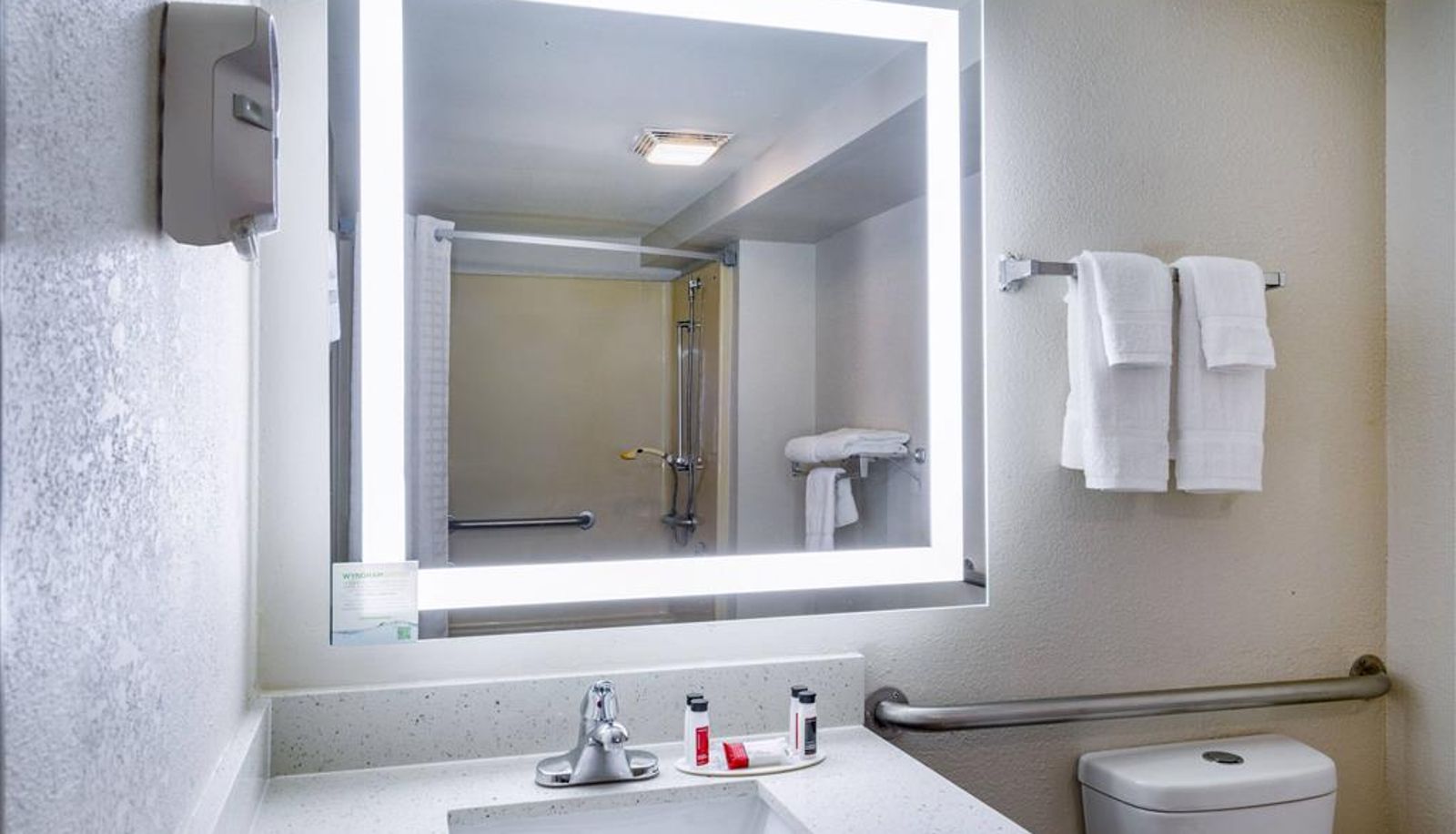Habitación - Days Inn by Wyndham Clemson