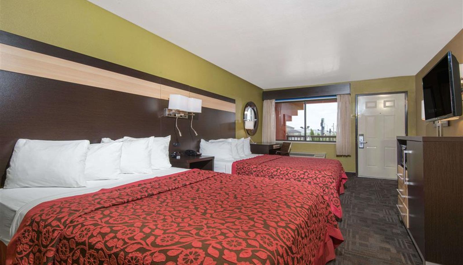 Room - Days Inn by Wyndham Carlsbad