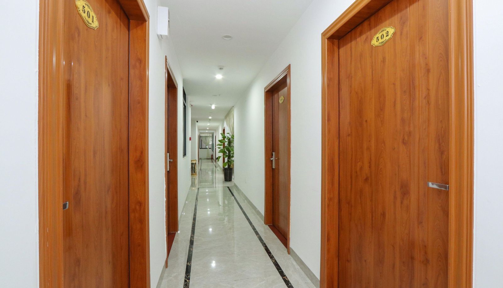 Buitenruimte van het hotel - Duyue Hotel (Jiuquwan Hot Spring Store)