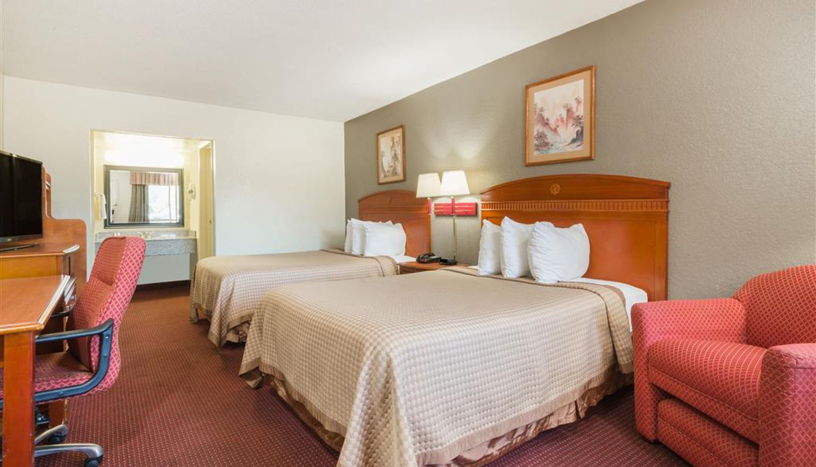 Room - Days Inn by Wyndham Paintsville