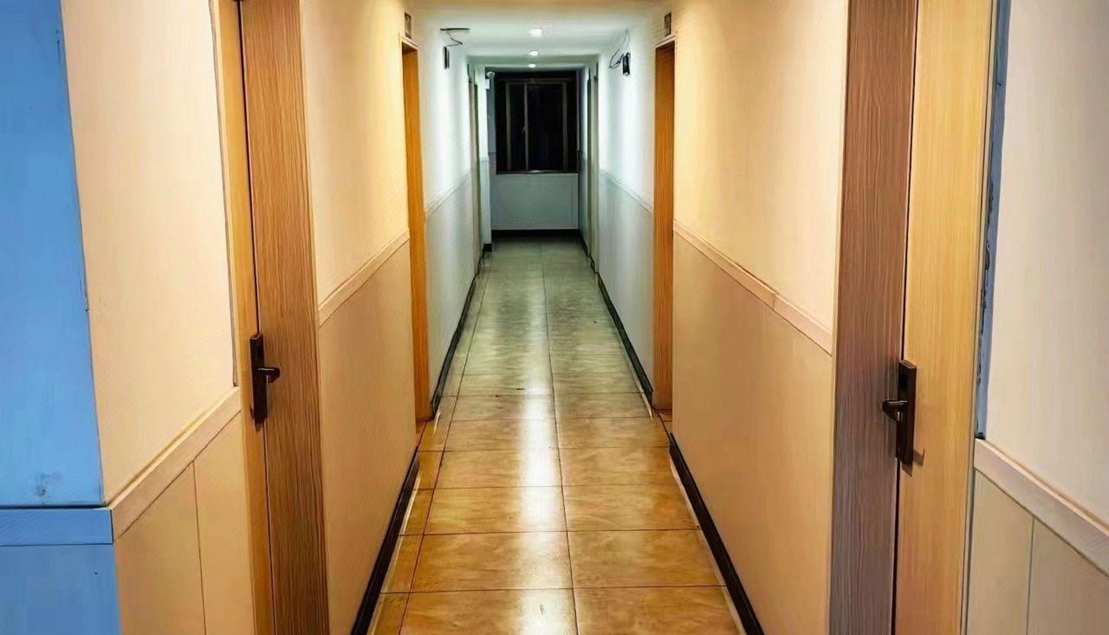 Zona exterior del hotel - Xinxiong Hualv Renting