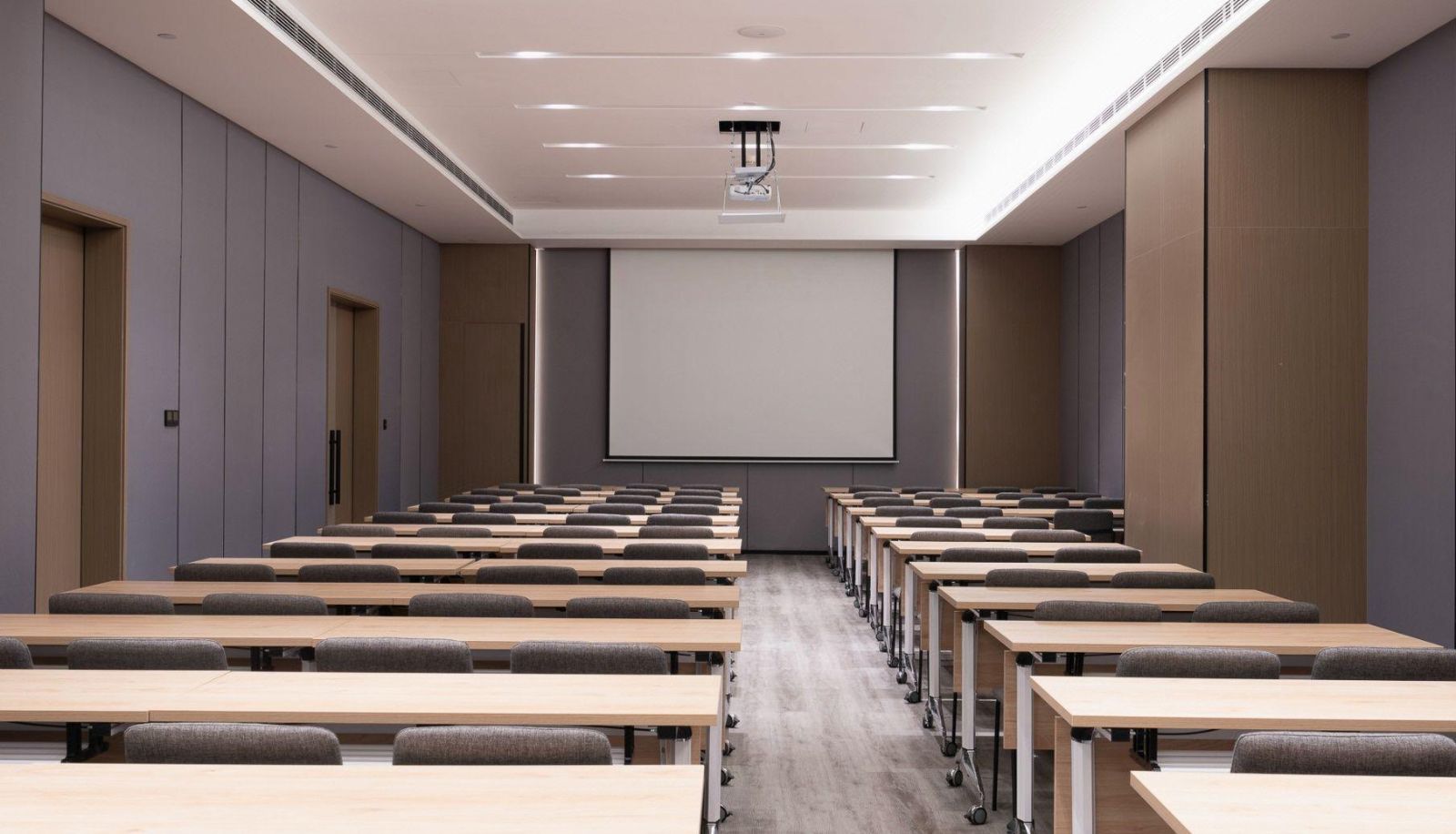 Area esterna dell'hotel - Wanda Yuehua Hotel of Urumqi Convention and Exhibition Center