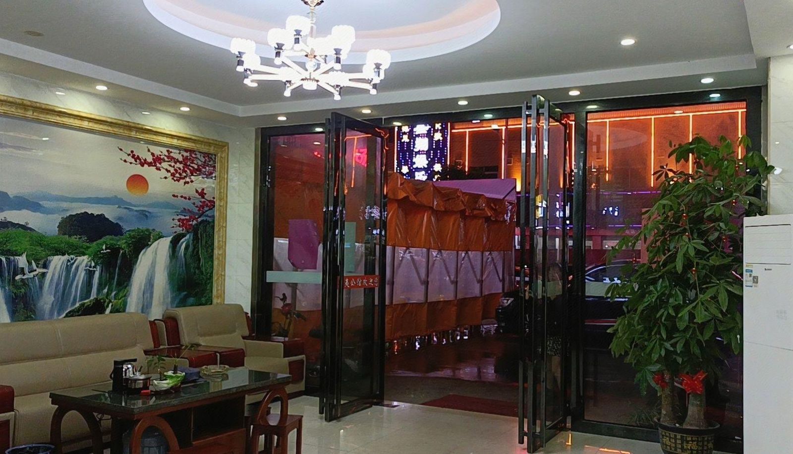 Area esterna dell'hotel - Wuyi Mansion (Foshan West Station Store)