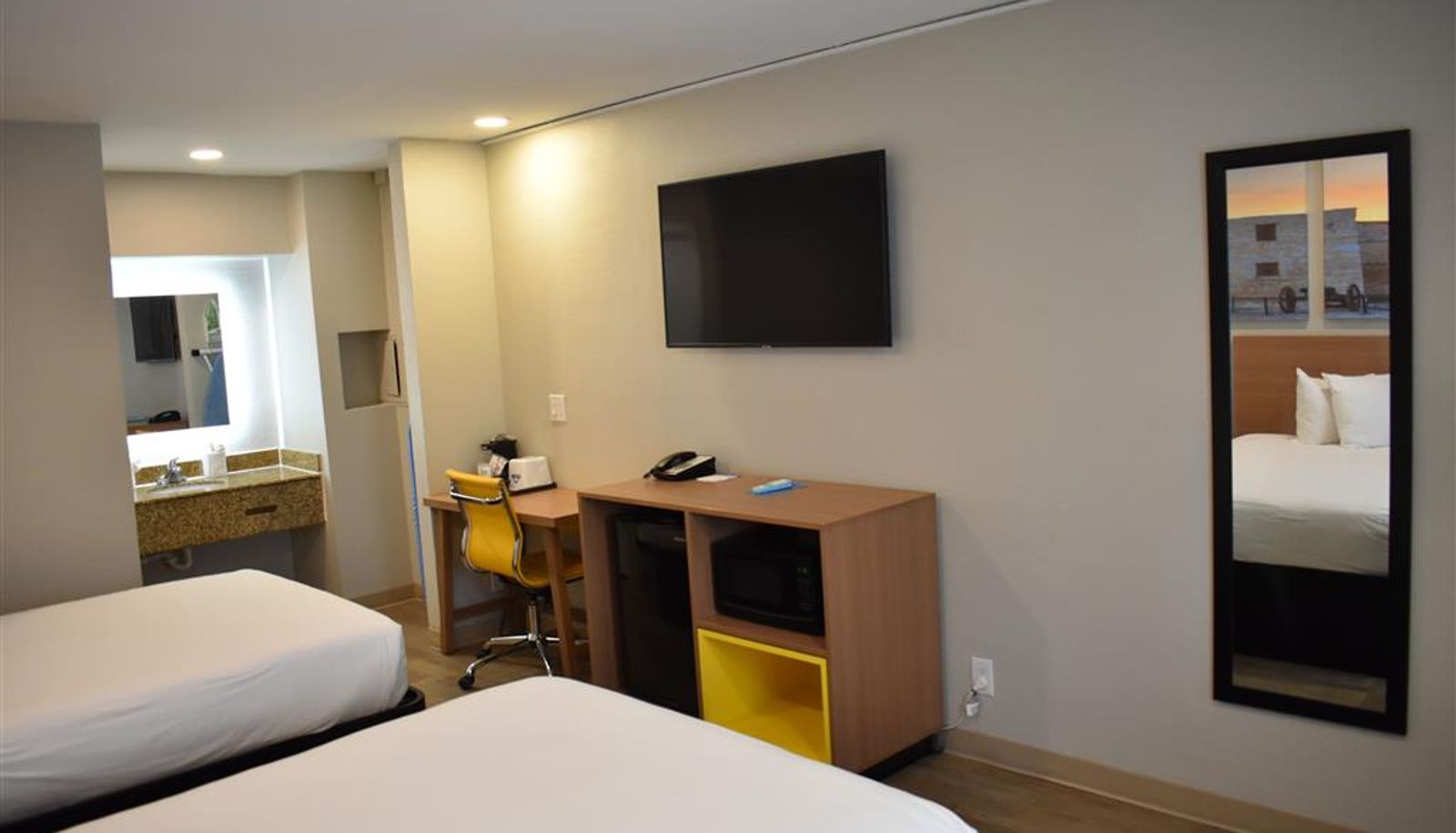 Habitación - Days Inn by Wyndham San Antonio Alamo/Riverwalk
