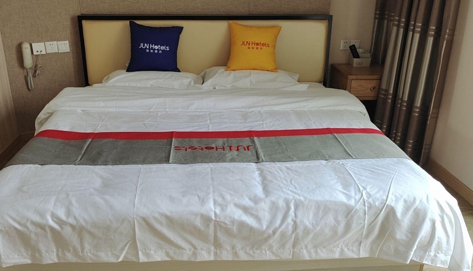 Business-Zimmer - Junyi Chain Hotel (Taixing Wuyue Plaza Taixing Park Store)