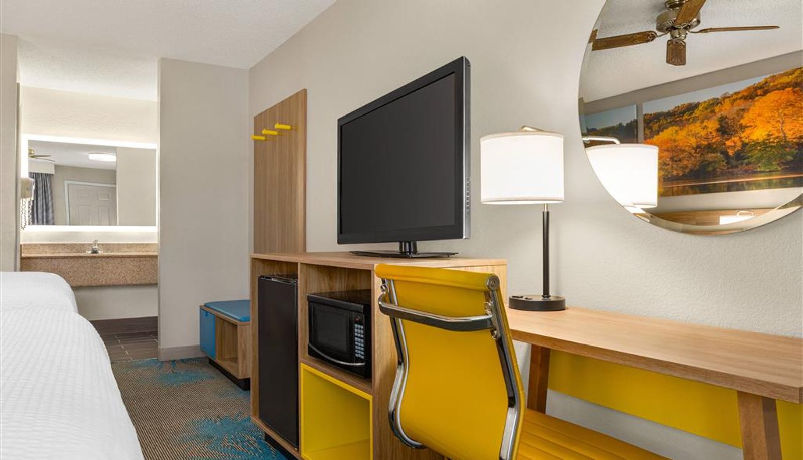 Camera - Days Inn by Wyndham Demopolis