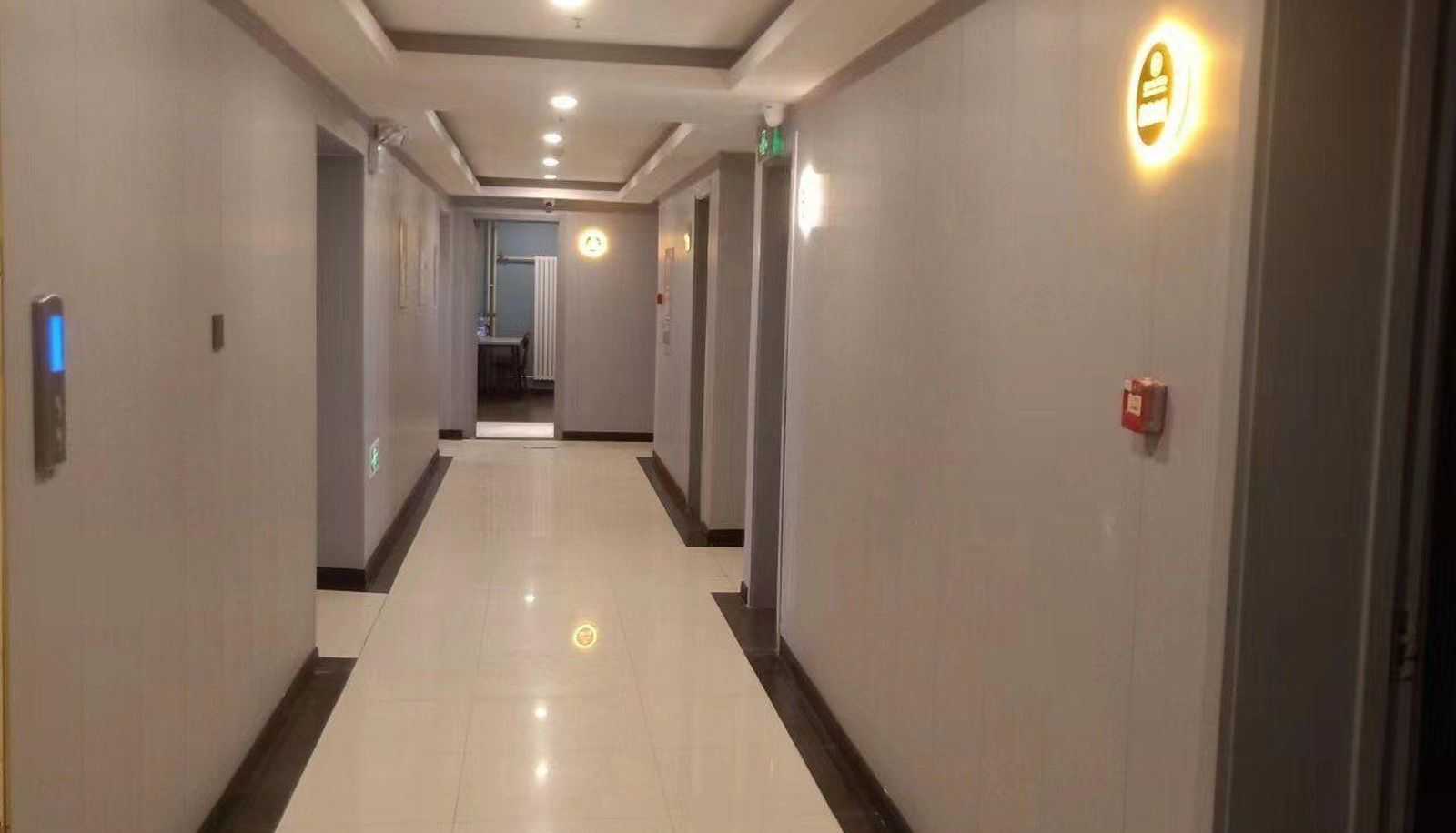 Area esterna dell'hotel - Beijing Oriental Ocean Hotel