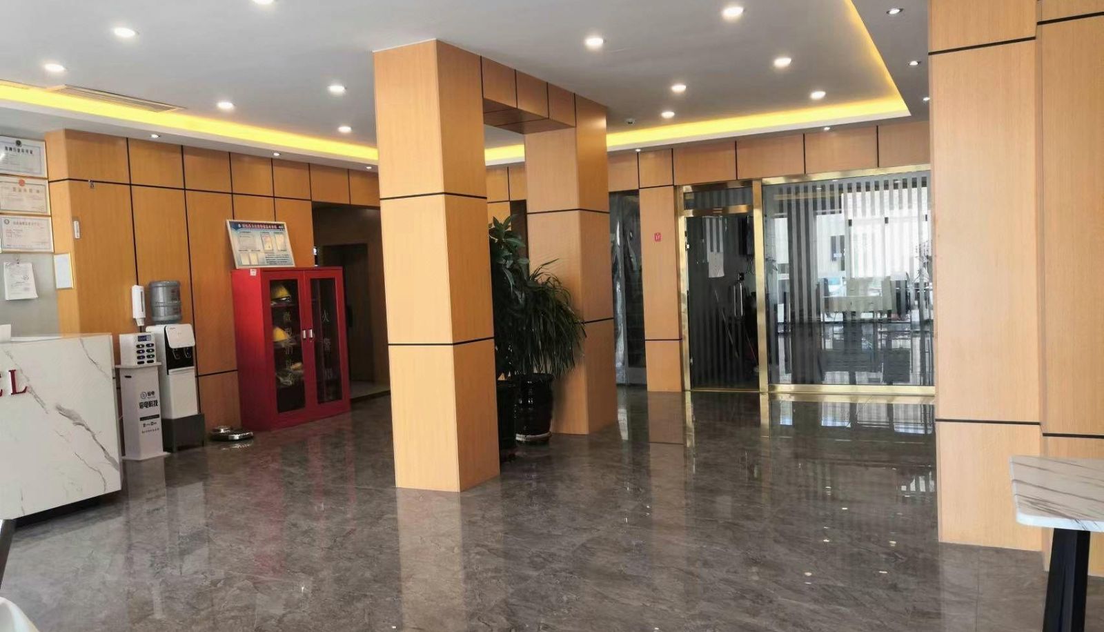 Hotel outdoor area - Yilai Hotel (Yulin Jingbian Liangmao Road Branch)