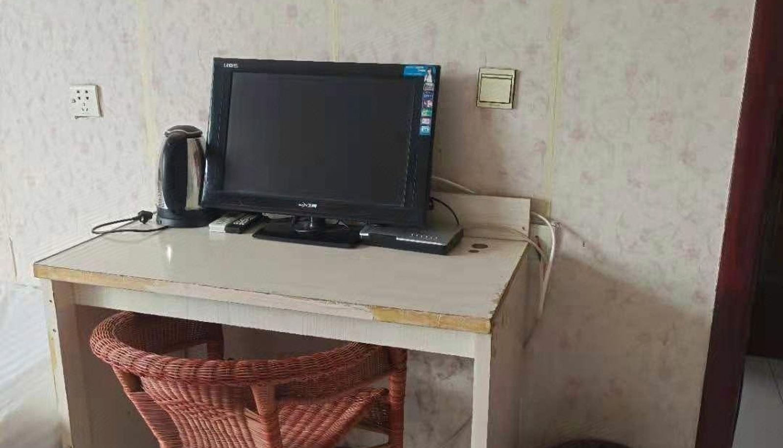 Area esterna dell'hotel - Jindu Hotel