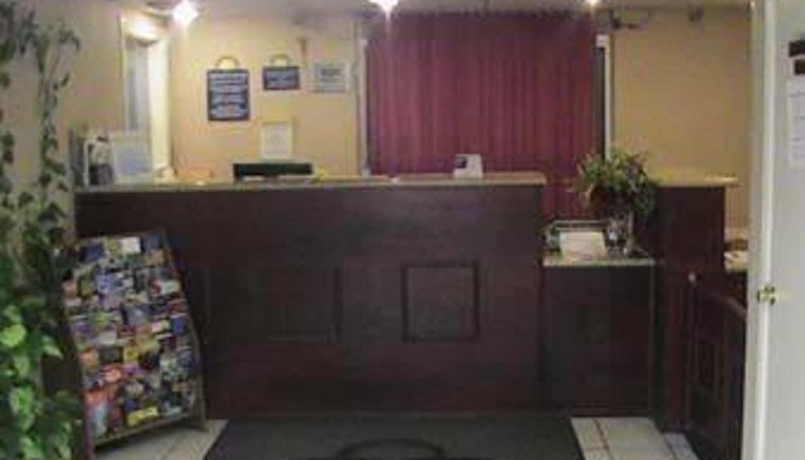 Sala - Days Inn by Wyndham Okmulgee
