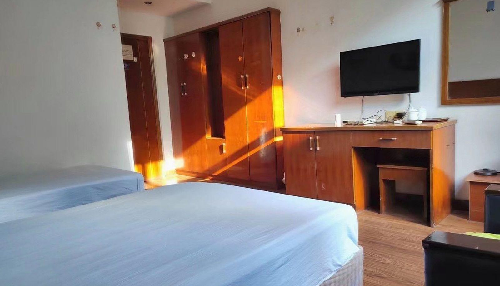 Zimmer - Golden Sun Hotel (Jinshan Road Branch)