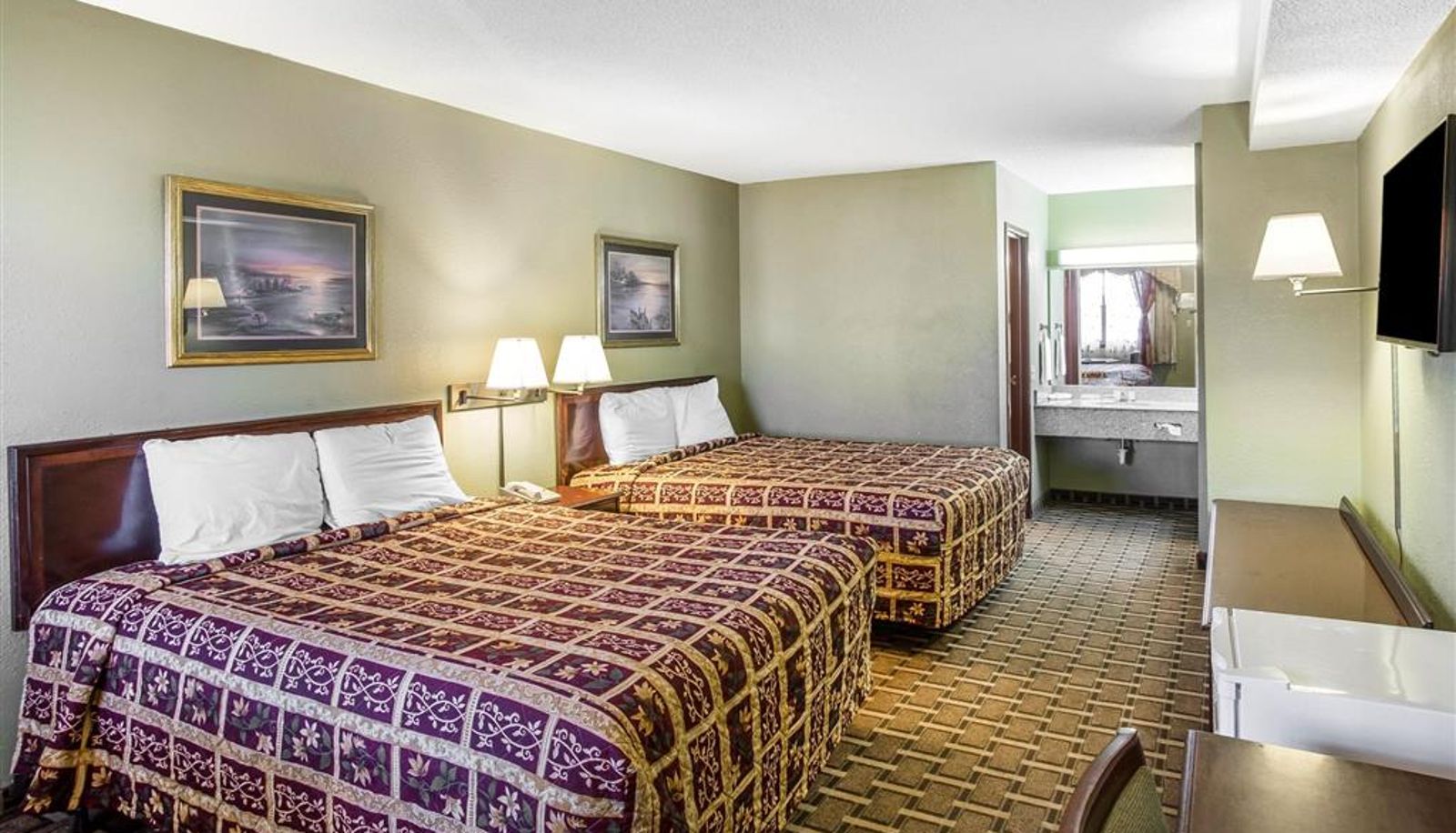 Room - Rodeway Inn & Suites Smyrna - Nashville Area