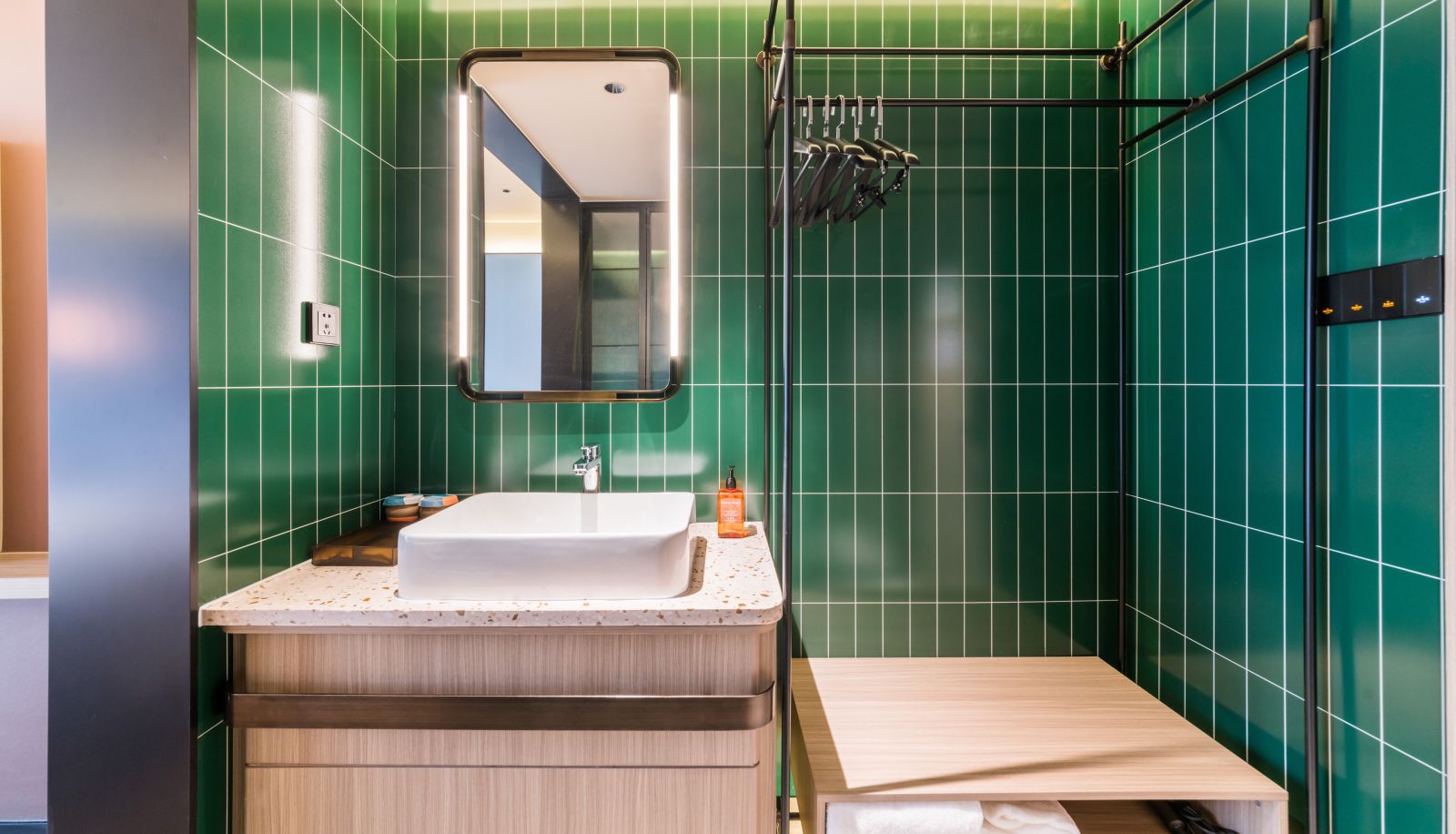 Room - Orange Shenzhen Dalang Commercial Center Hotel