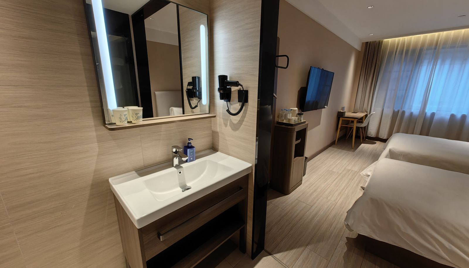 Kamer - Hanting Shanghai Lujiazui Fushan Road Hotel