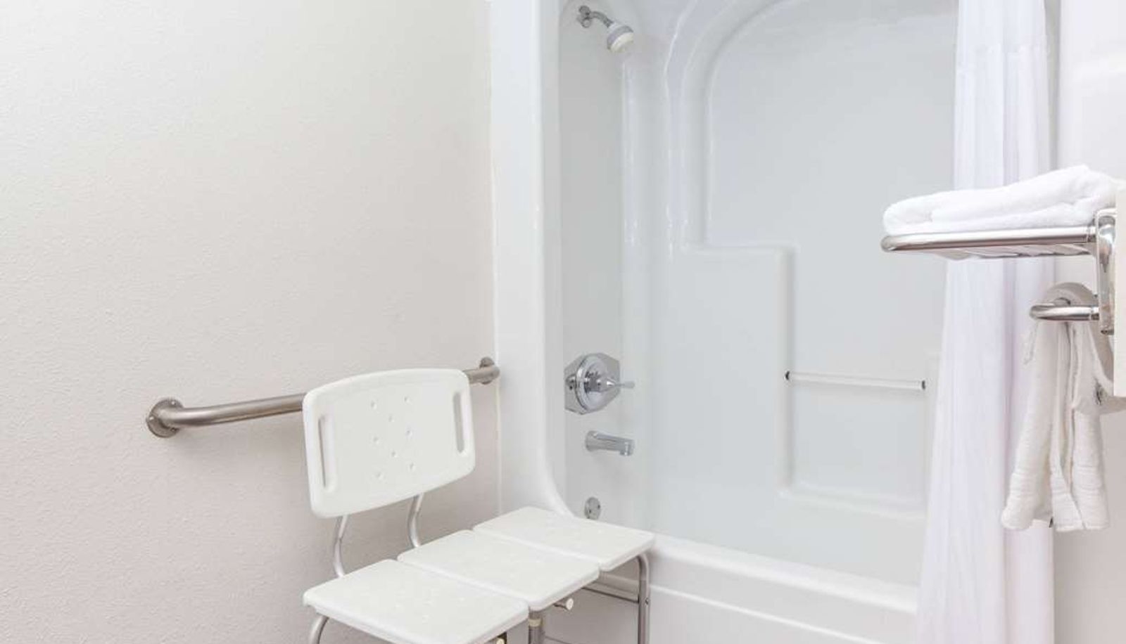 Zimmer - Days Inn by Wyndham San Francisco S/Oyster Point Airport
