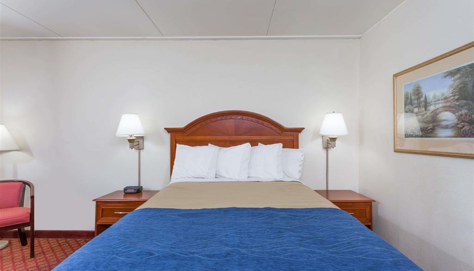 Room - Days Inn by Wyndham Winston Salem North