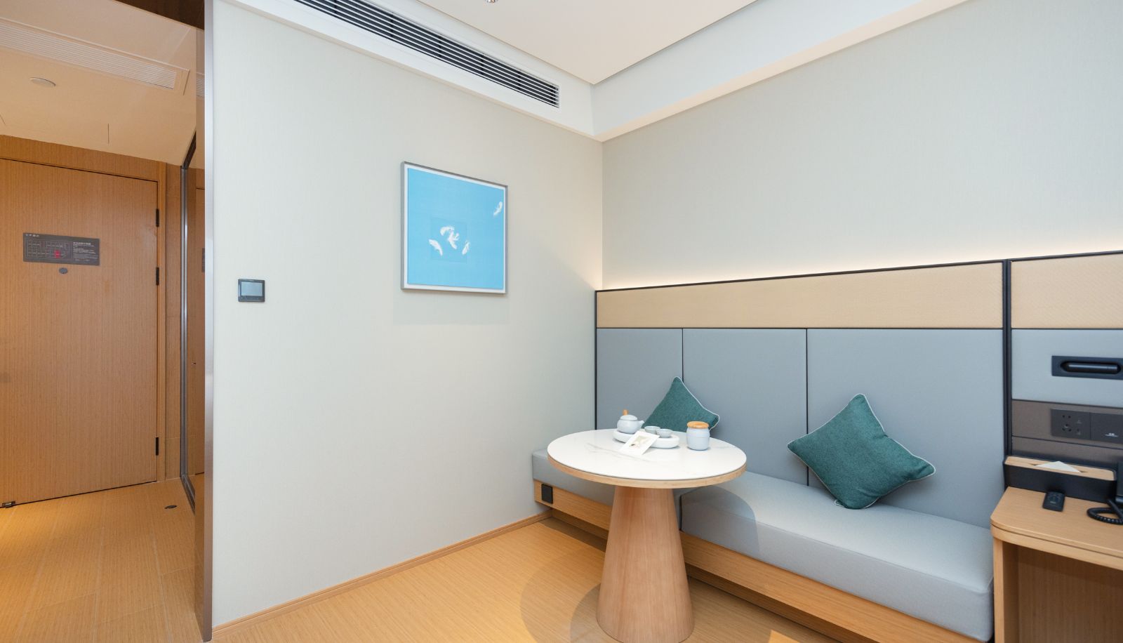 Camera - All-season Xinyi South Railway Station Hotel