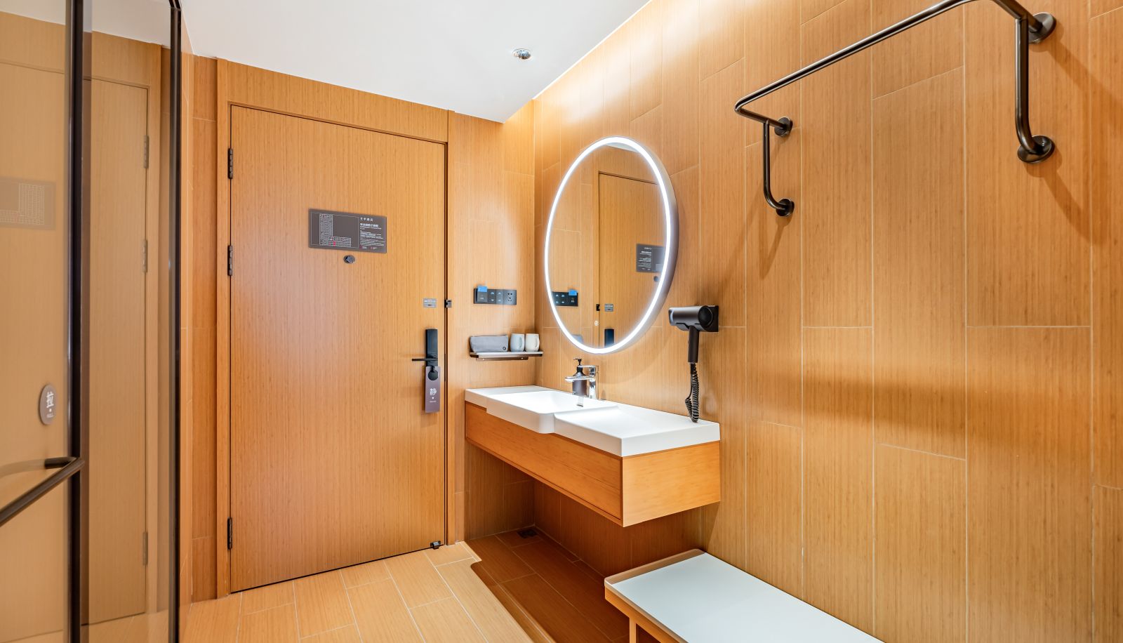 Zimmer - All season Beijing Guomao Sihui Metro Station Hotel