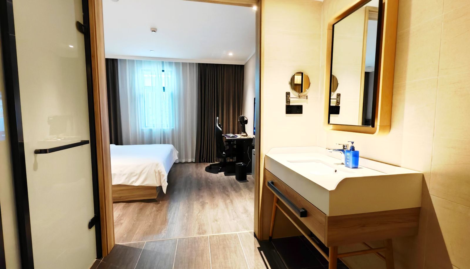 Zimmer - Hanting Rudong Wenfeng World Hotel