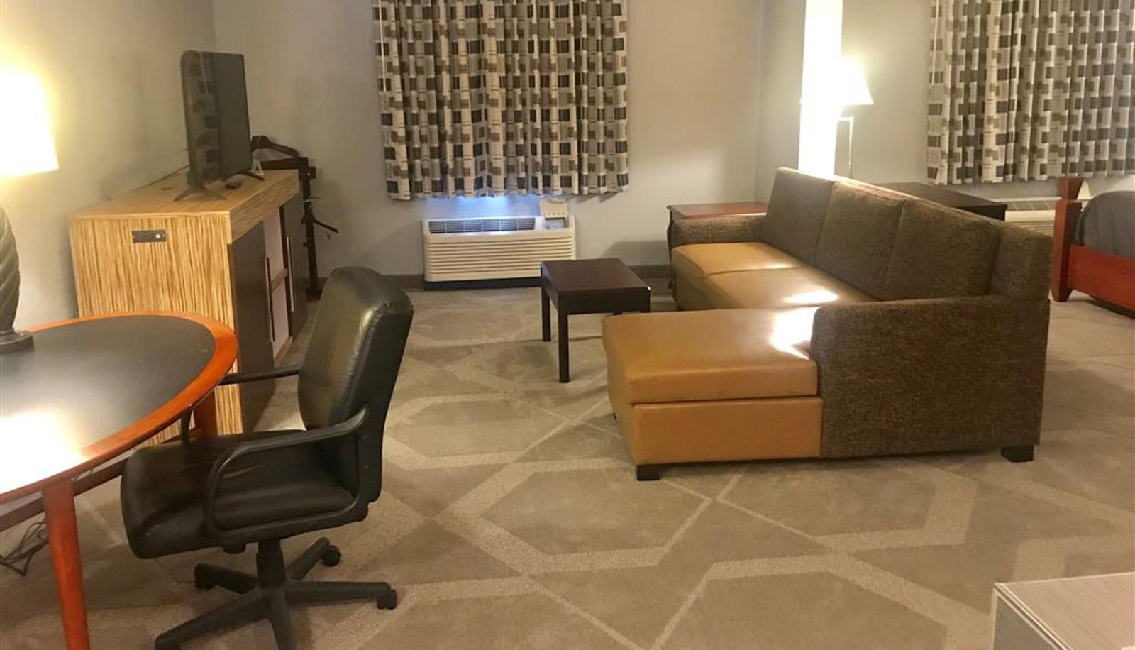 Zimmer - Days Inn by Wyndham Conneaut