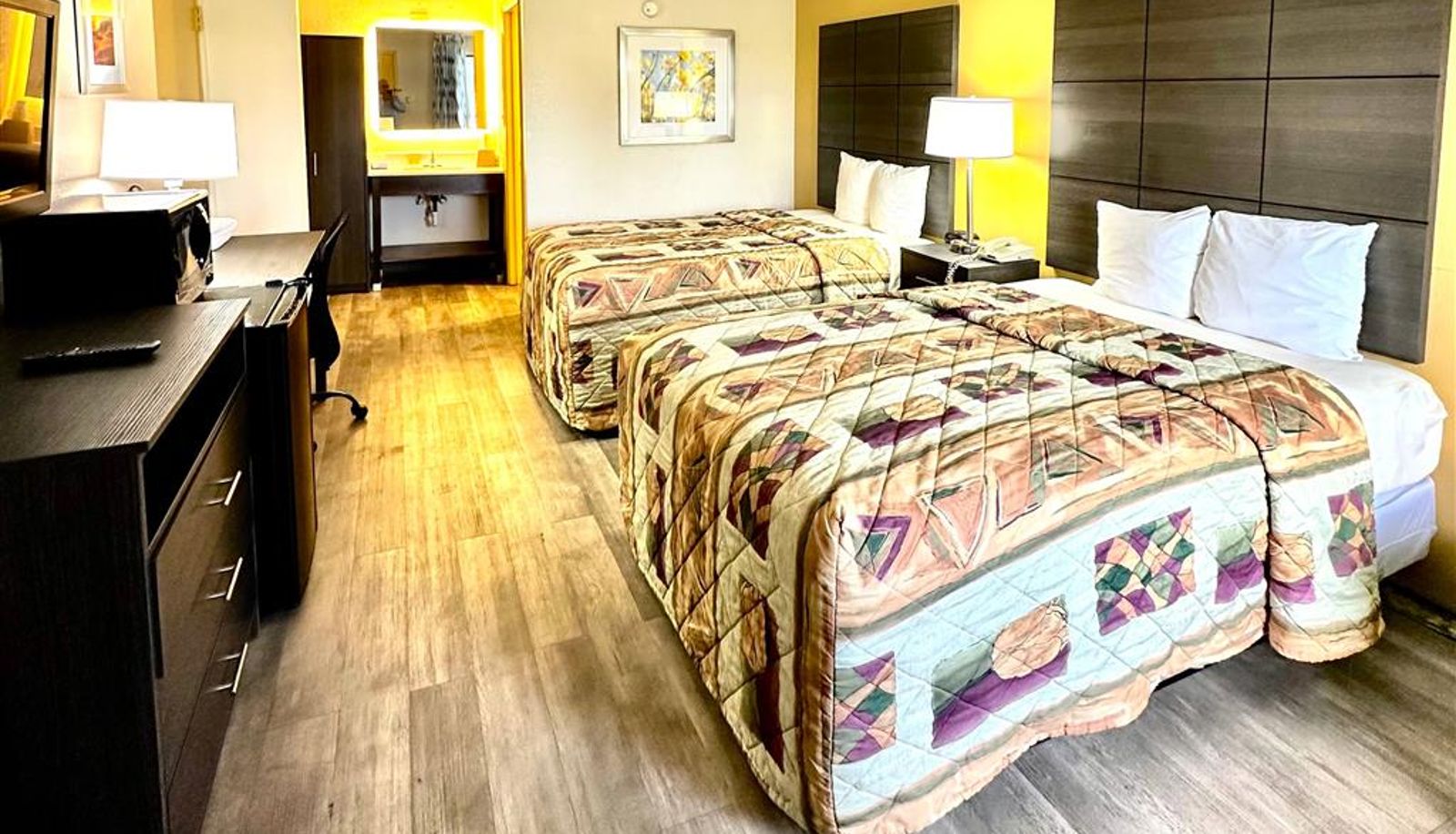 Zimmer - Days Inn by Wyndham Charlotte Northlake