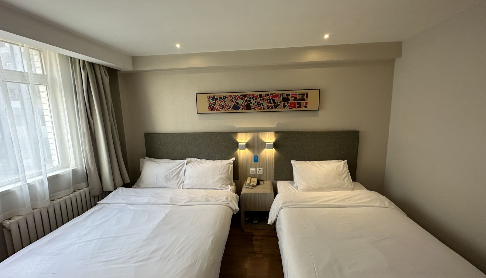 Kamer - Hanting Xi'an Nanshaomen Wenyi Road Metro Station Hotel