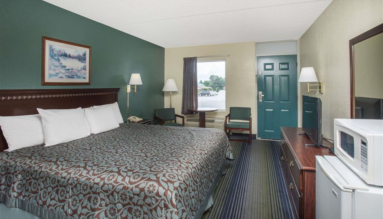 Zimmer - Days Inn by Wyndham Harrison
