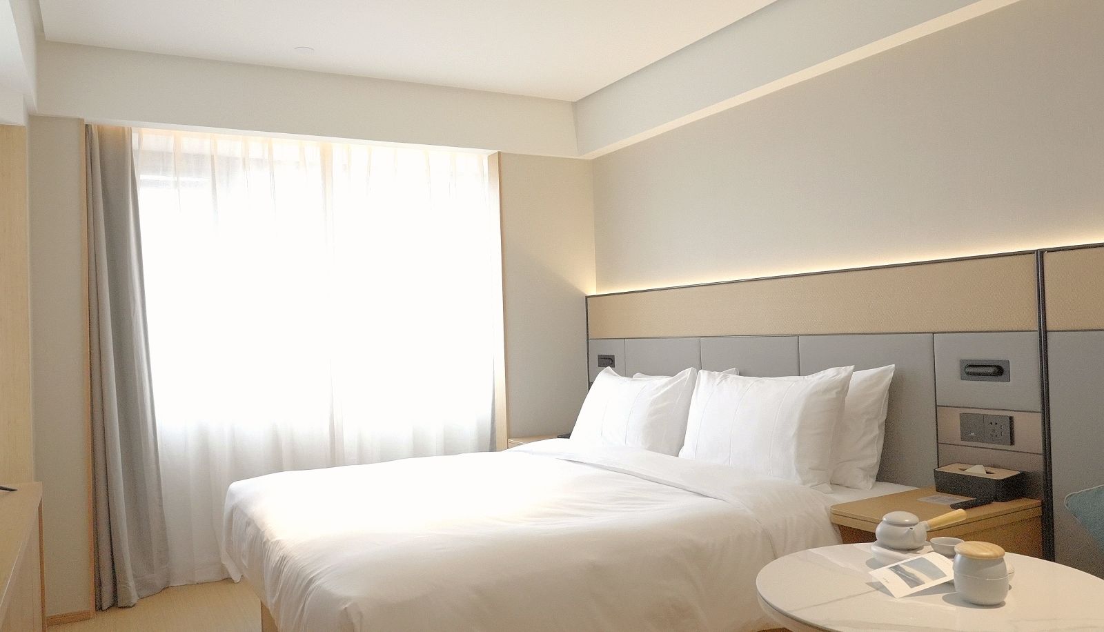 Zimmer - All season Beijing South Railway Station North Plaza Hotel