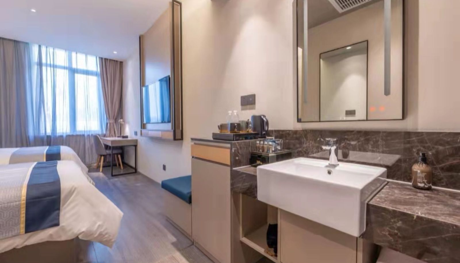 Camera - Hanting Jinan Jingqi road Baotu Spring Hotel