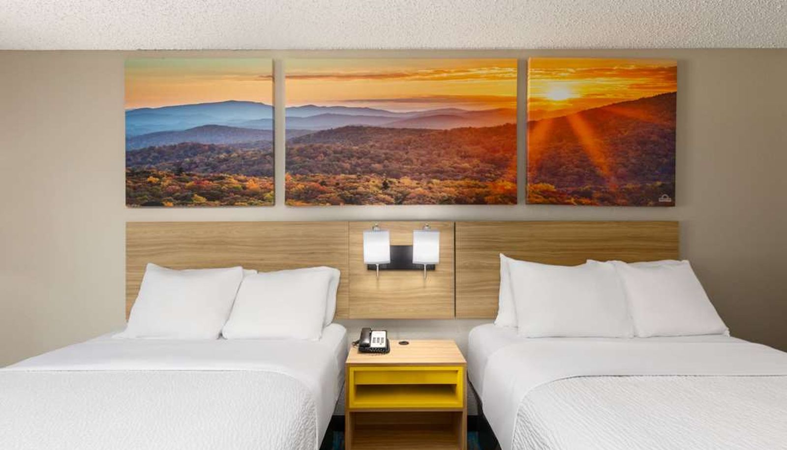 Camera - Days Inn by Wyndham Glasgow
