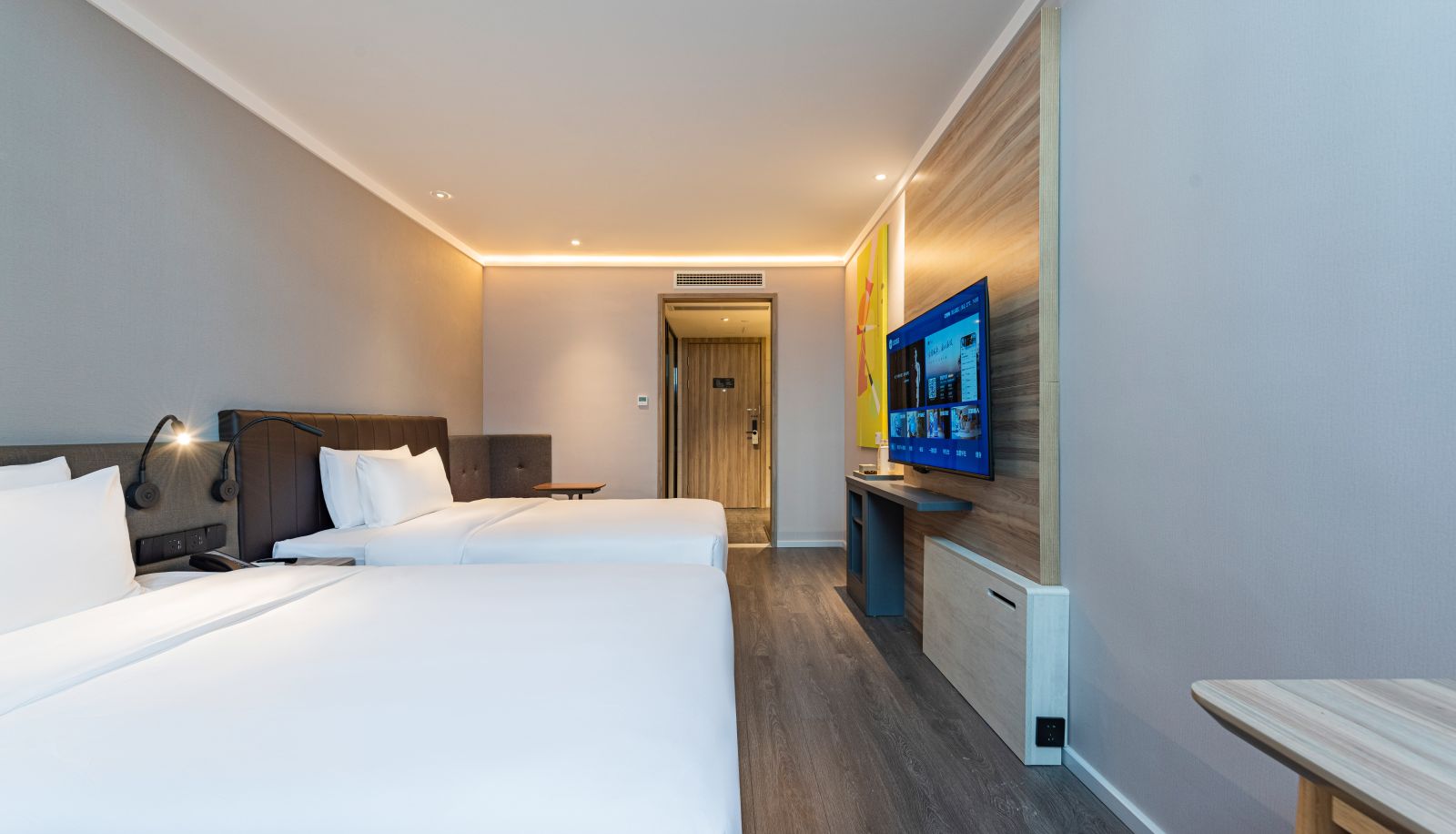 Camera - Hanting Guiyang International Financial City Hotel