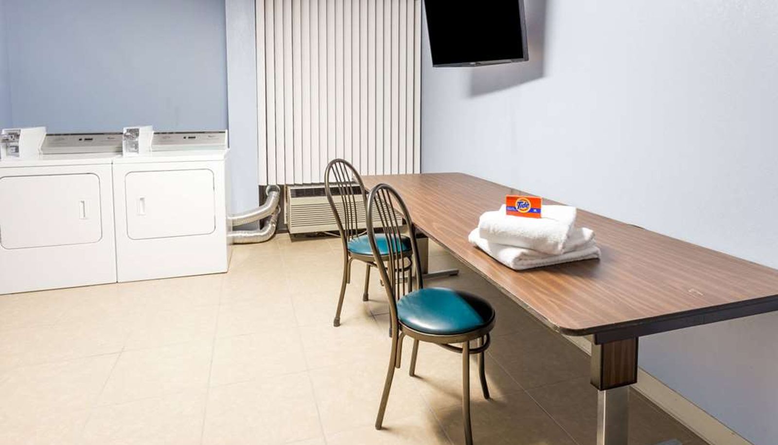 Interieur - Days Hotel by Wyndham Danville Conference Center