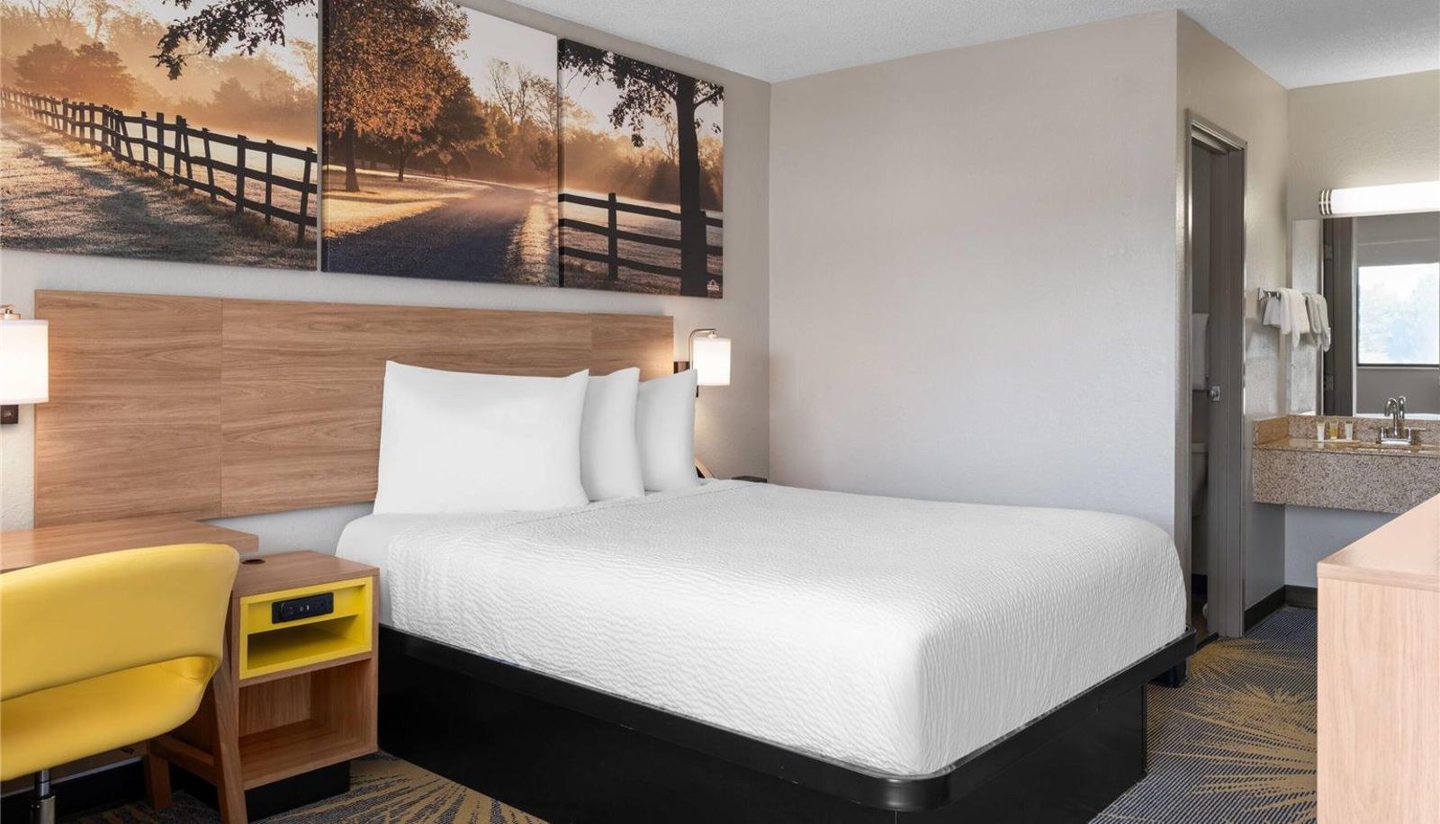 Zimmer - Days Inn by Wyndham Cloverdale Greencastle