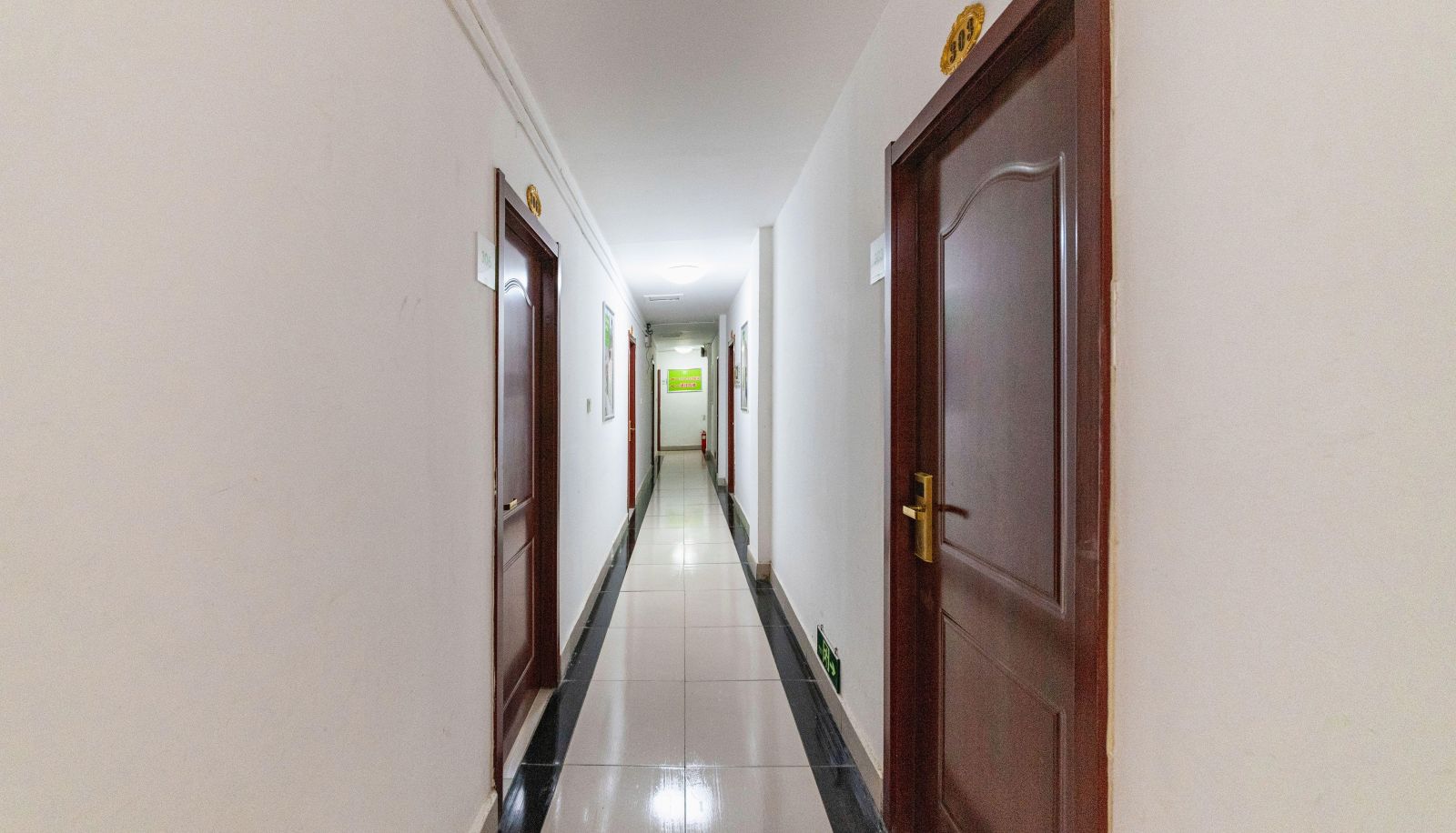 Zewnętrzna część hotelu - Xuefu Business Hotel (Jinan University Store)