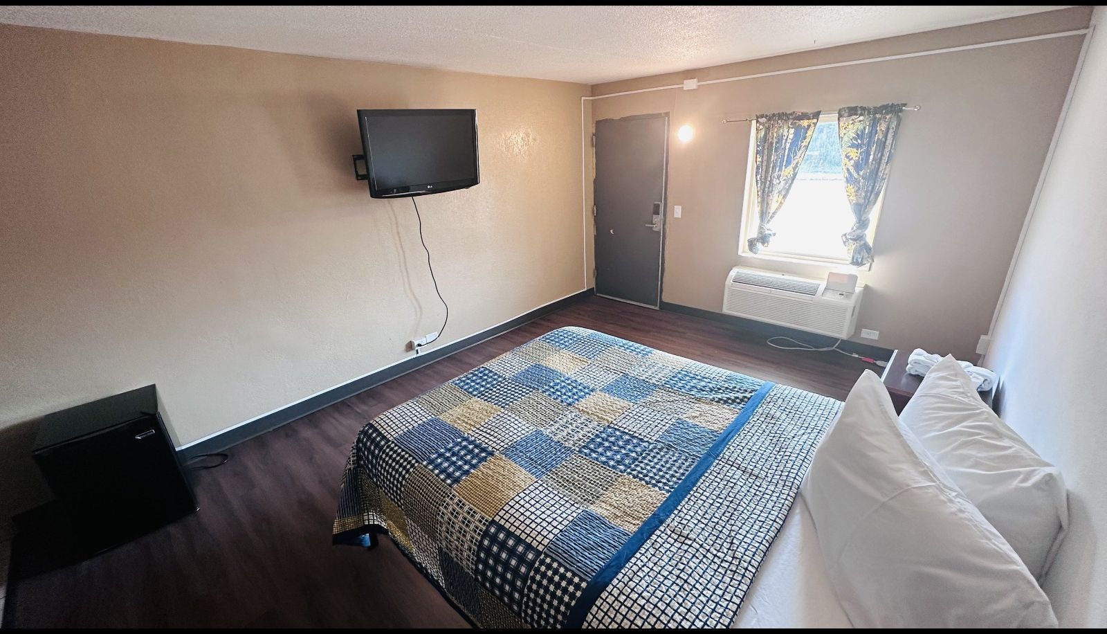 Habitación - Hallmark Inn By OYO Fort Wayne