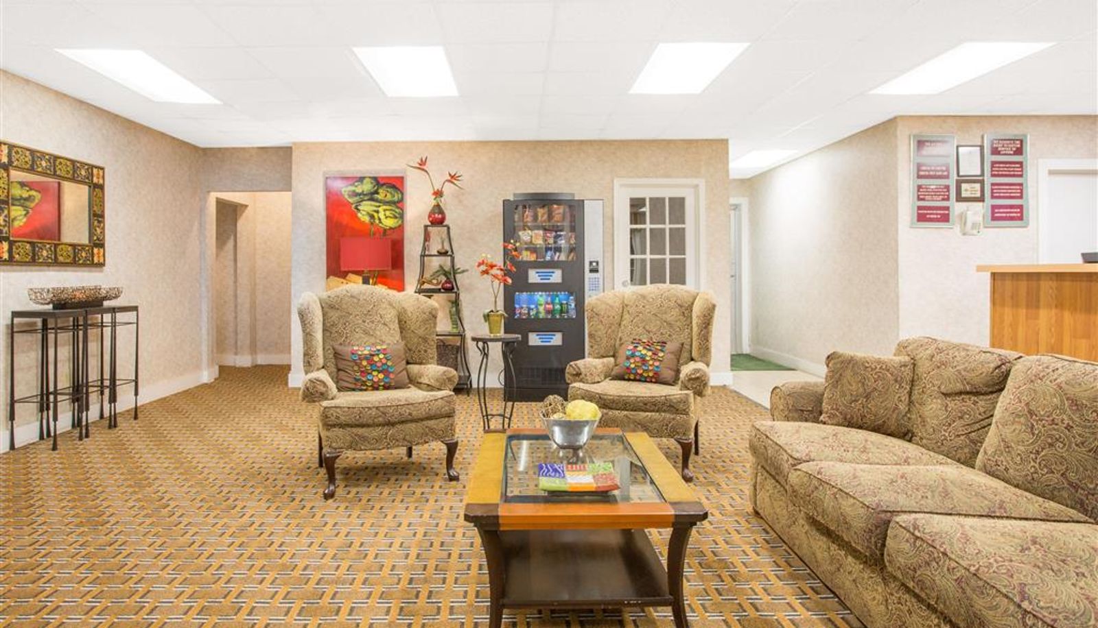 Lobby - Days Inn by Wyndham Chester