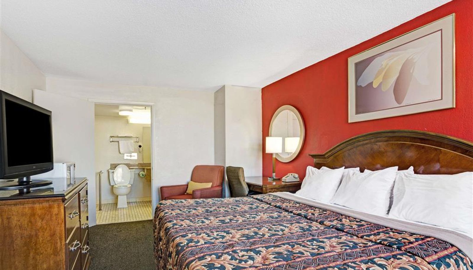 Zimmer - Days Inn by Wyndham Norfolk Military Circle